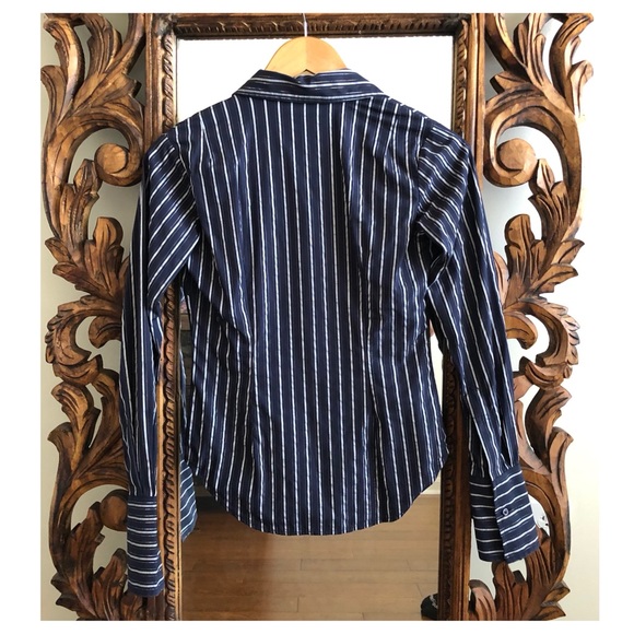 NWOT Button down shirt - Picture 2 of 4